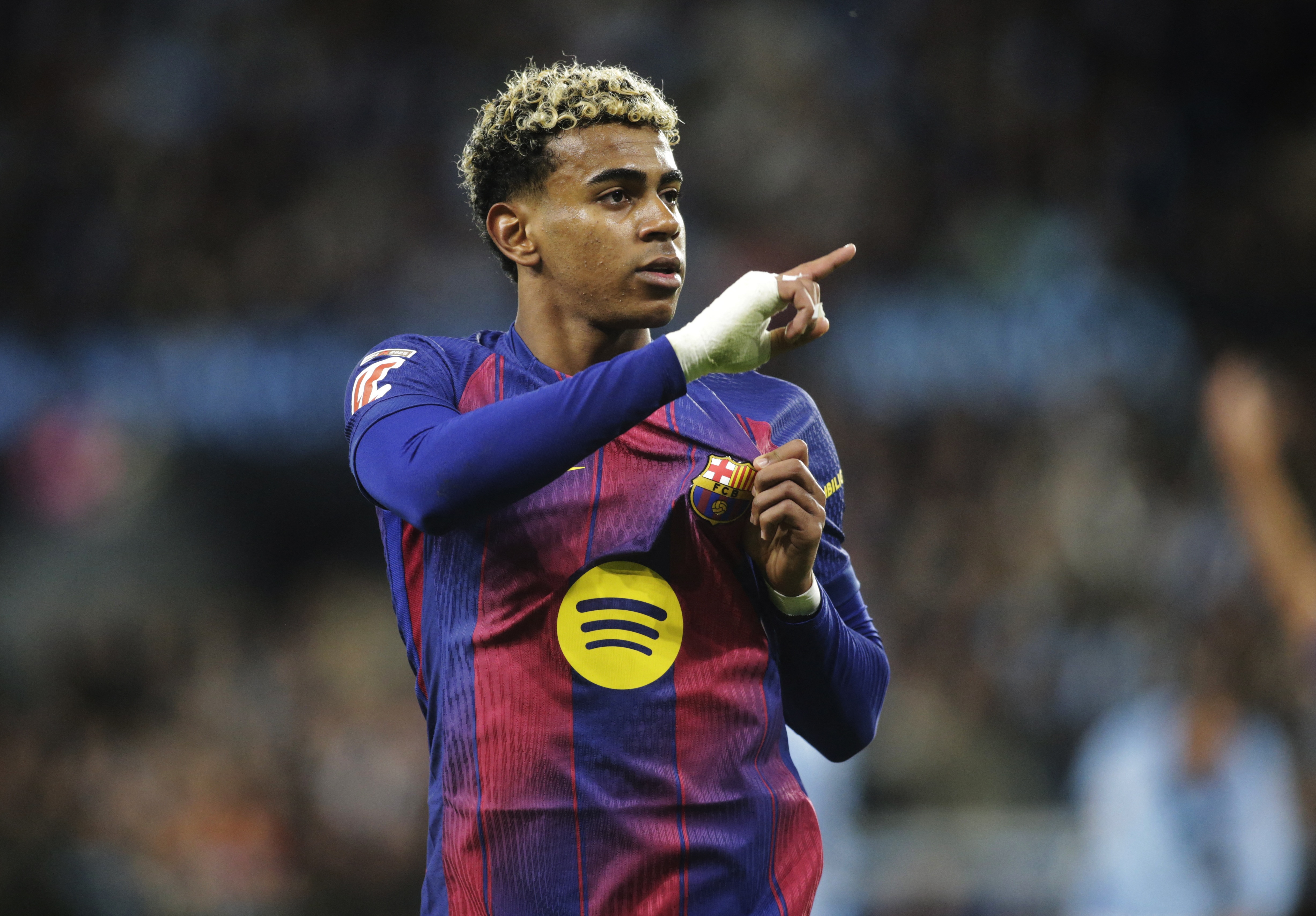 kaiyun·(中国)官方网站-五大联赛过人榜：亚马尔遥遥领先，多库、姆巴佩、维尼修斯在列