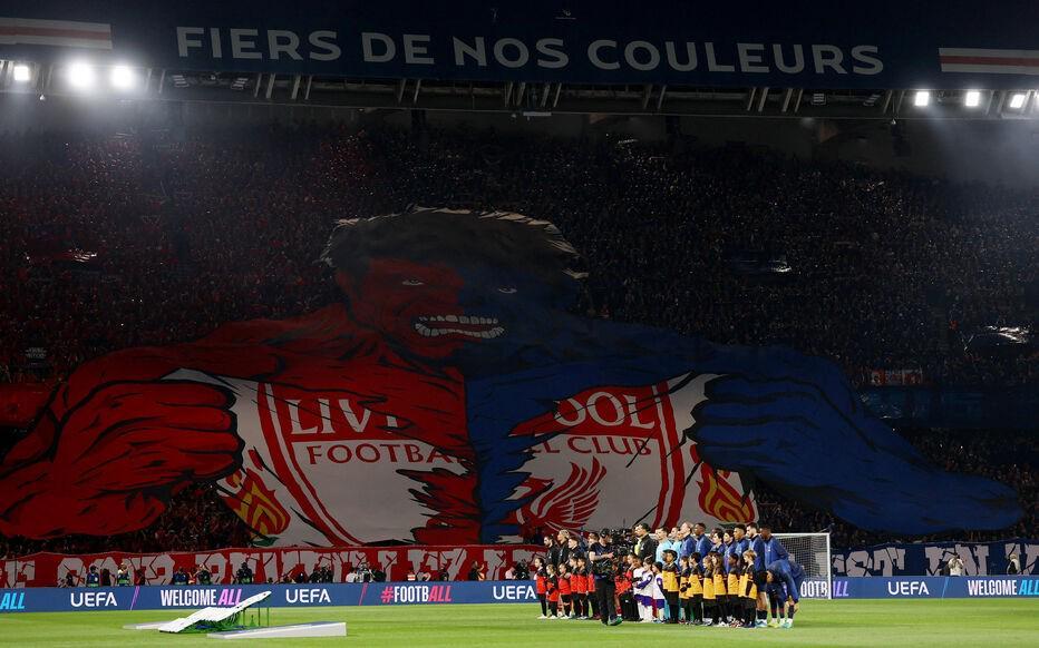 开云体育-震撼，巴黎战利物浦TIFO：“今晚，唤醒你心中的绿巨人”